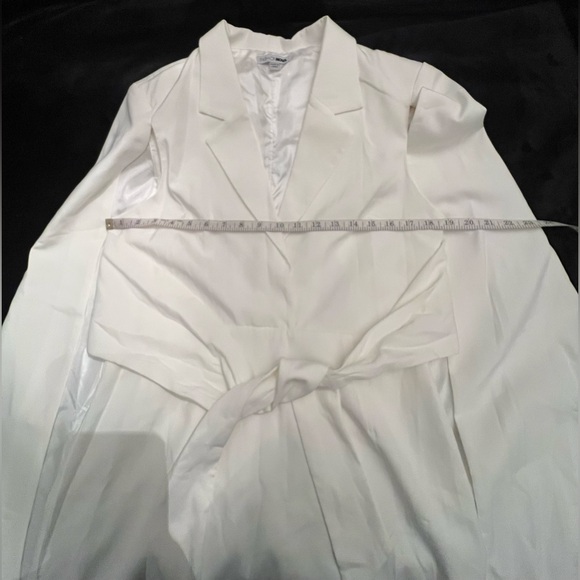 FASHION NOVA On Payroll Blazer Cape Dress White - Picture 9 of 12
